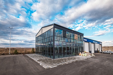 Торгово-офисное здание «СибАвто»